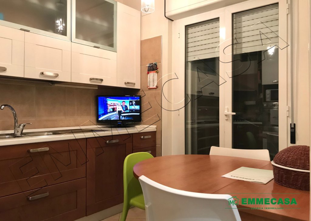 Appartamenti trilocale in vendita  90 m² ottime condizioni, Valenzano, località Valenzano
